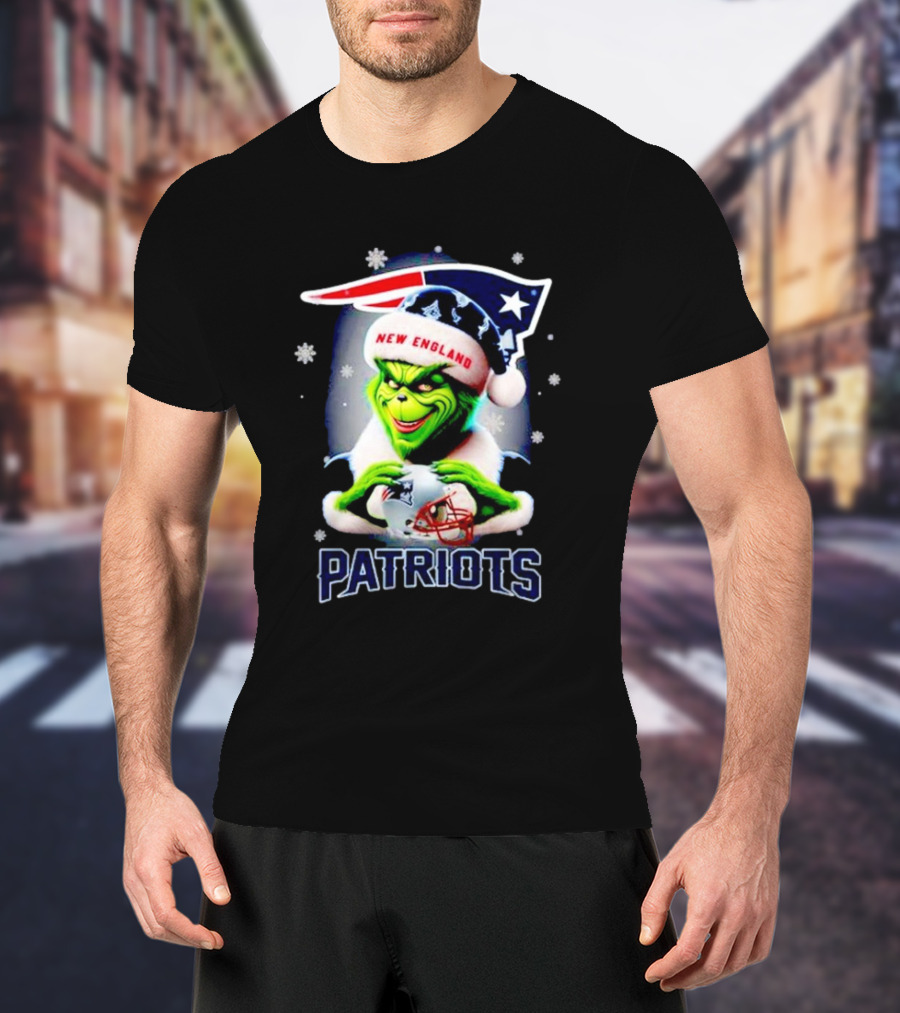 The Grinch Santa New England Patriots Christmas T-Shirt