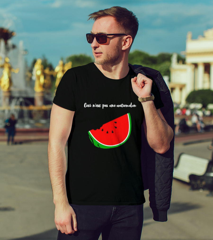 Ceci N’est Pas Une Watermelon Slice Magritte T-Shirt