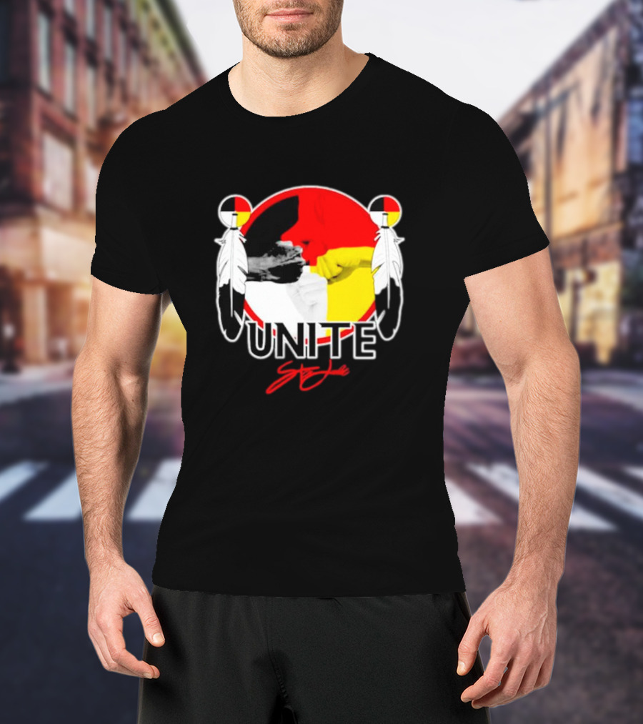 UNITE Style Native American Feathers Colorful Unity T-Shirt