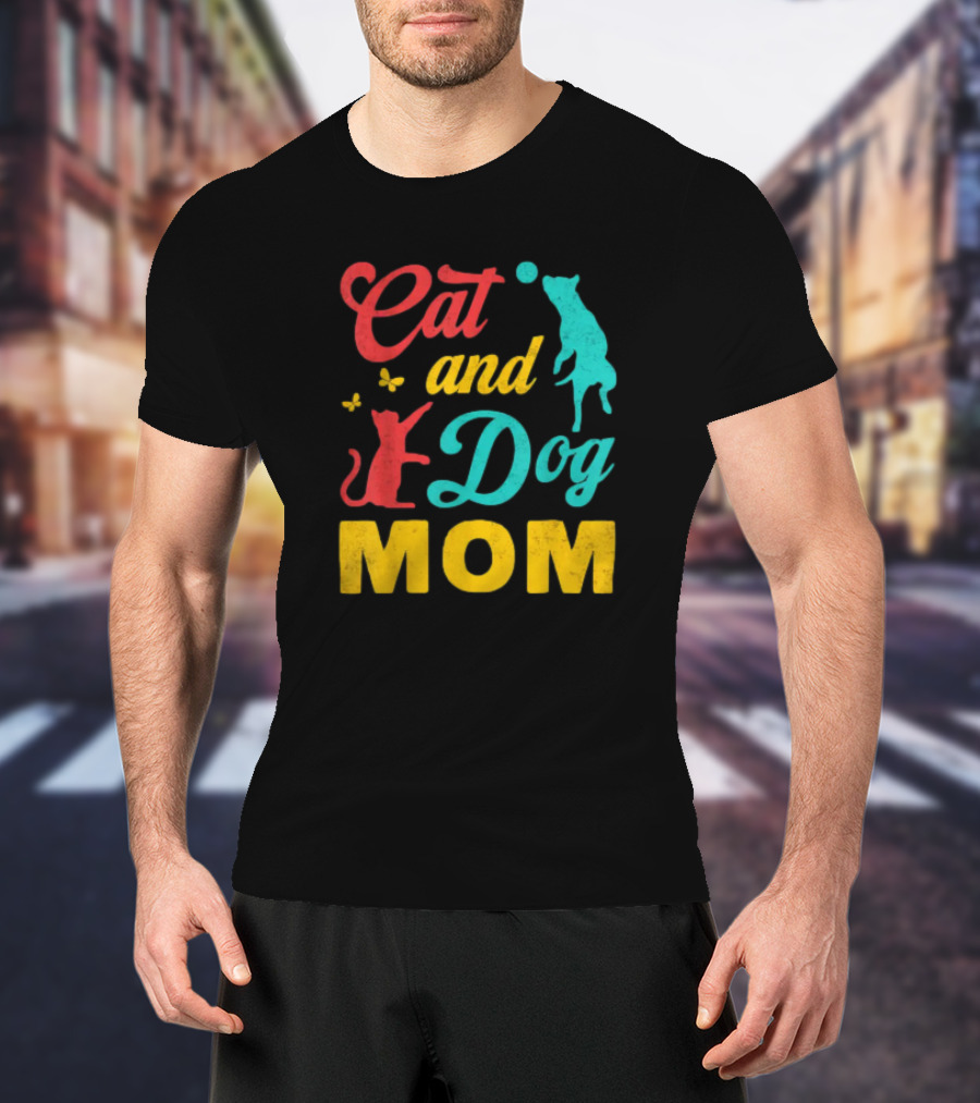 Cat And Dog Mom Vintage Mothers Day Cat Dog Lover Mama T-Shirt