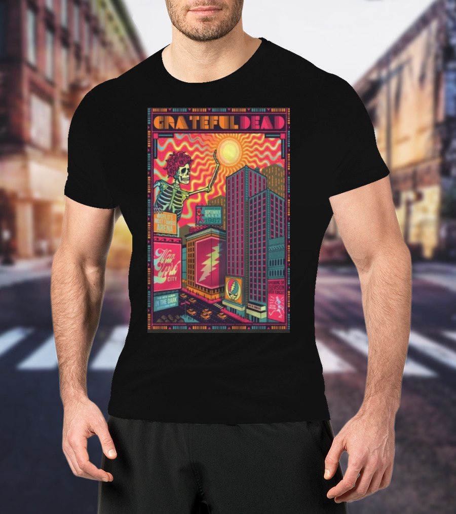 Grateful Dead World’s Most Famous Arena New York City September 15-20 1987 The New Album In The Dark T-Shirt