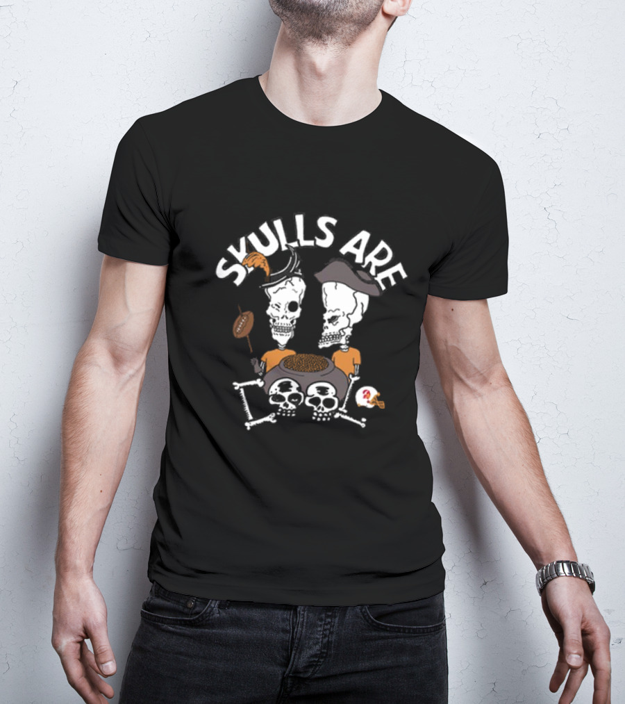 Skulls Are Cool Pirate Football Fans Tailgate Party T-Shirt