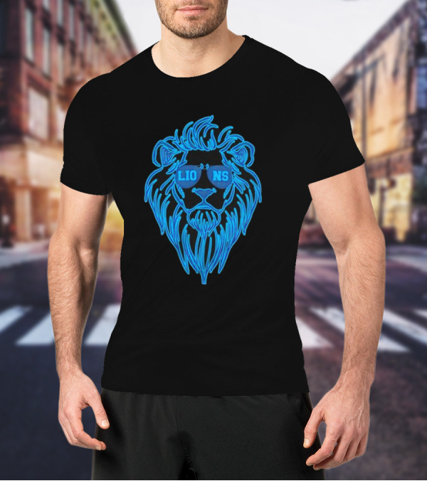 Detroit Lions Football Mascot With Sunglasses T-Shirt