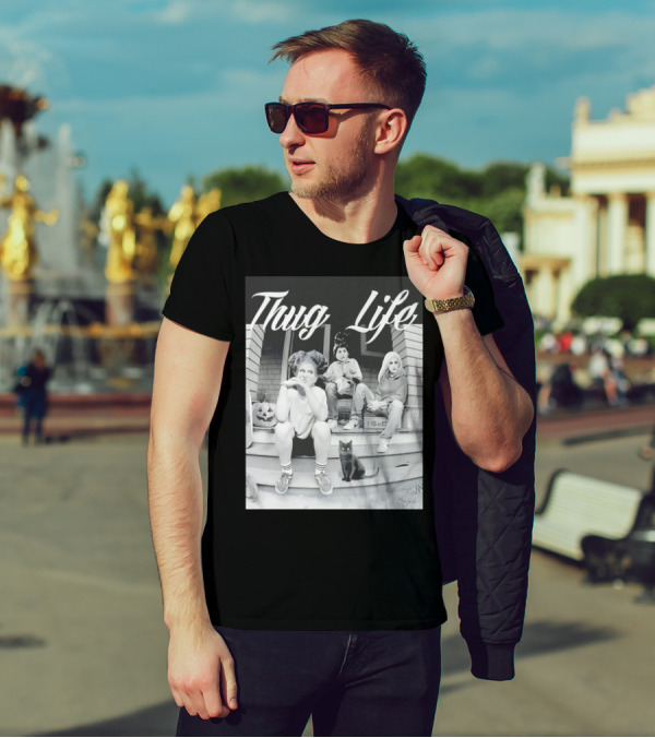 Hocus Pocus Thug Life Witchy Trio With Black Cat And Pumpkin Porch Scene T-Shirt