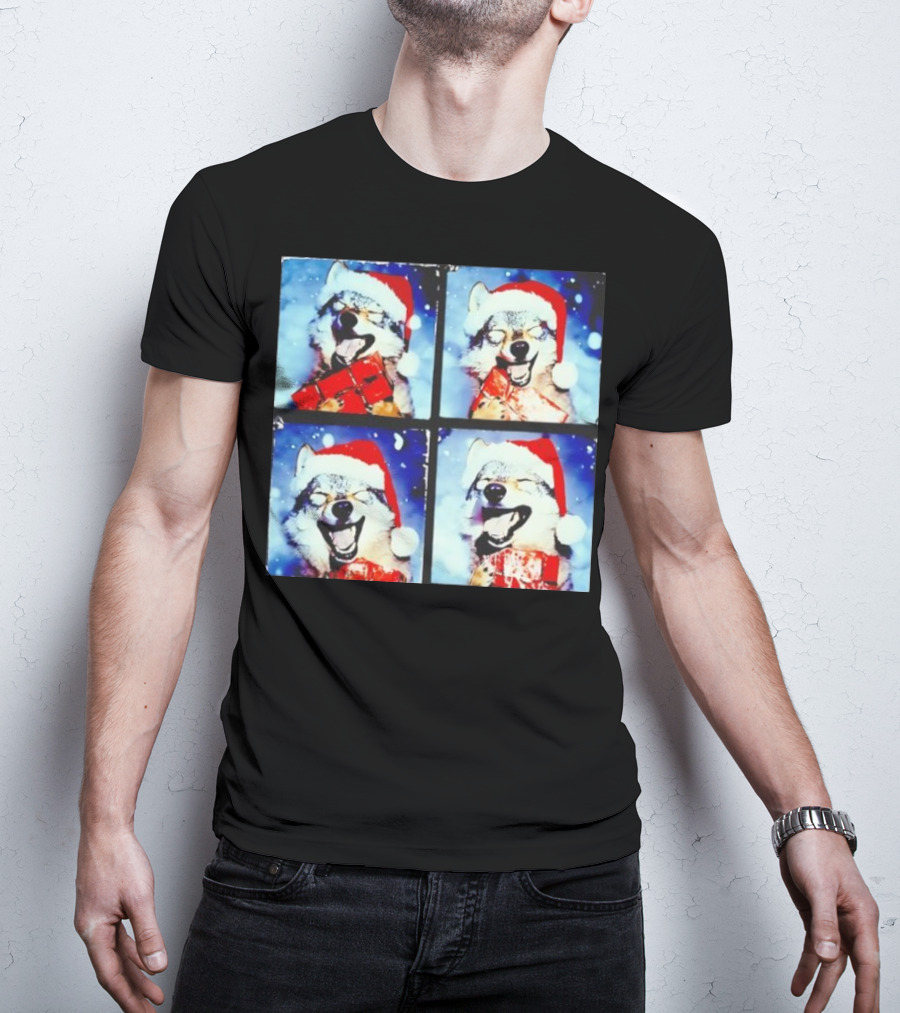 Festive Wolf Santa Hat Selfie Christmas T-Shirt