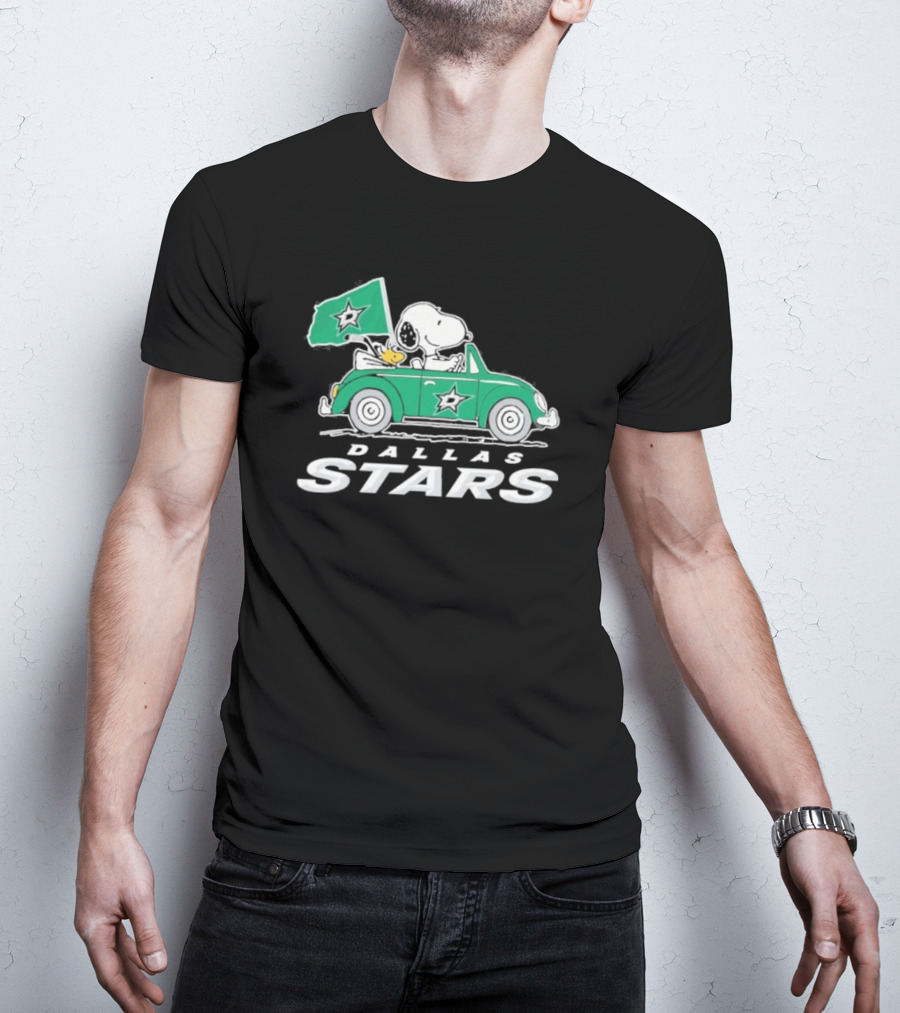 Snoopy And Woodstock Driving Green Car With Dallas Stars Flag T-Shirt