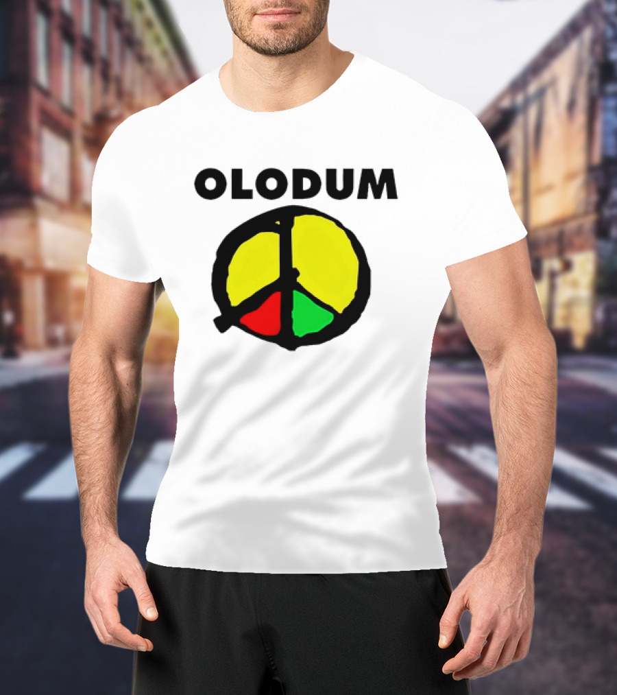 Olodum Peace Symbol With Red Yellow Green Segments T-Shirt