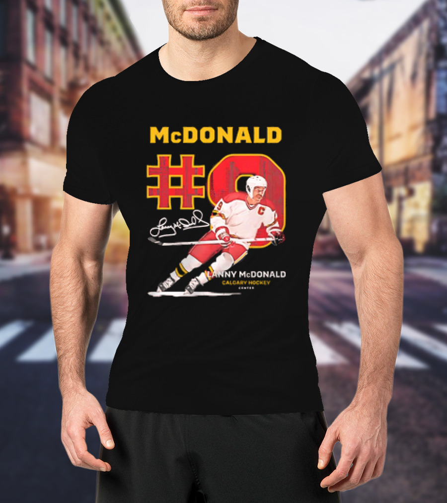 Lanny McDonald #9 Calgary Flames NHL Hockey Throwback Vintage Signature T-Shirt