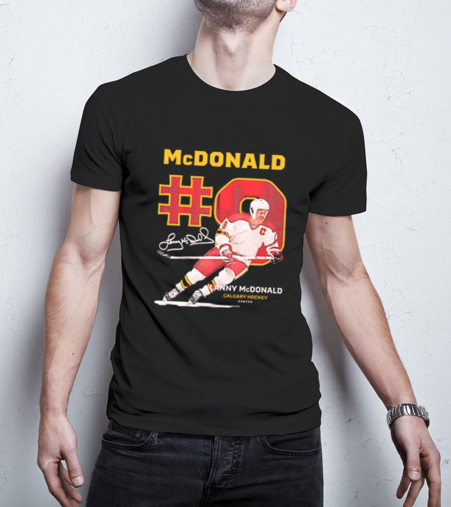 Lanny McDonald #9 Calgary Flames NHL Hockey Throwback Vintage Signature T-Shirt