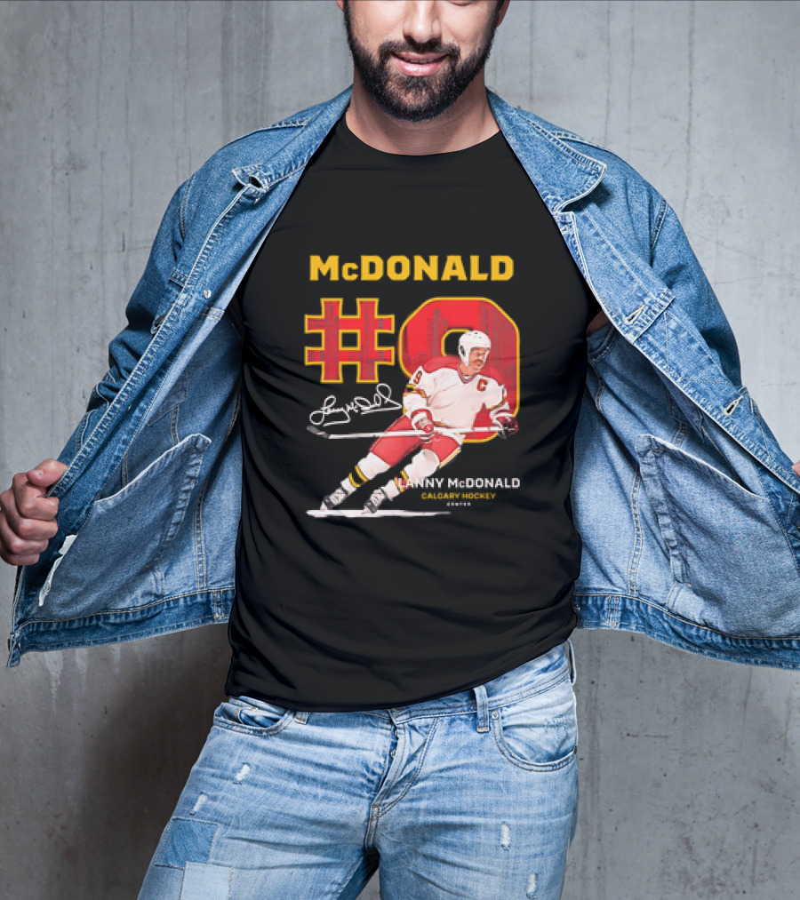 Lanny McDonald #9 Calgary Flames NHL Hockey Throwback Vintage Signature T-Shirt