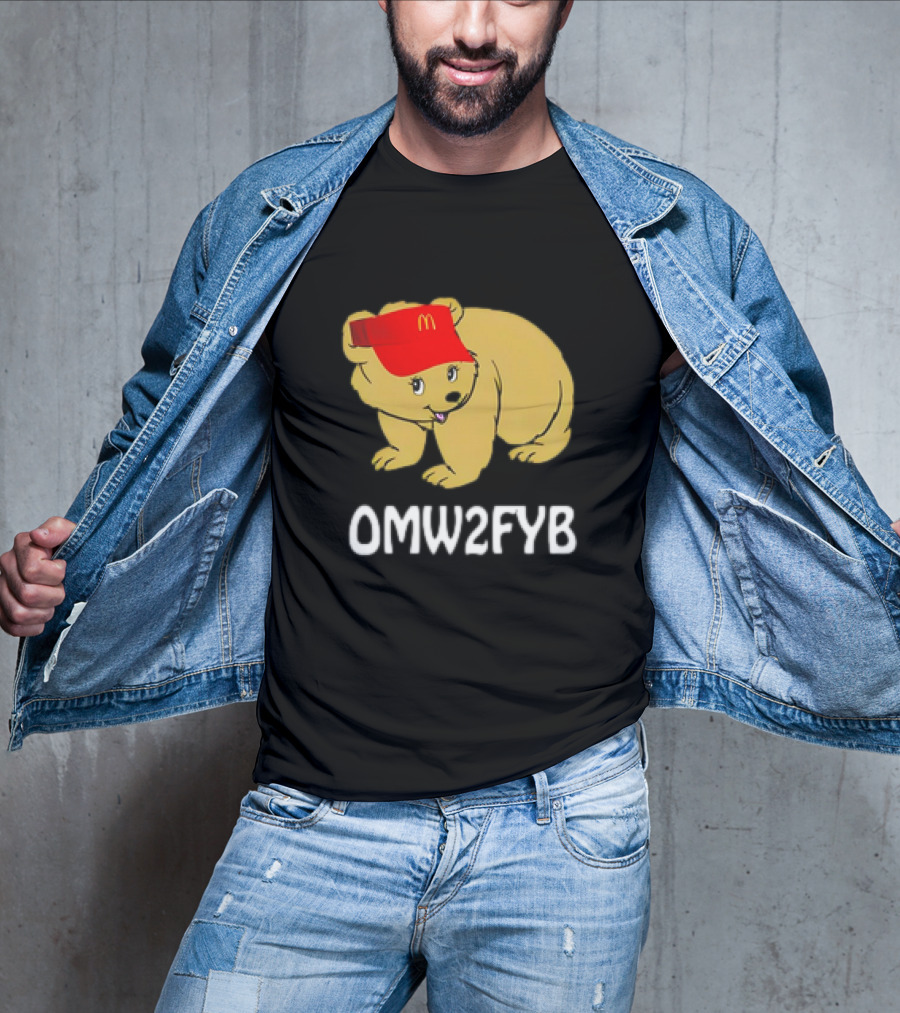 OMW2FYB Bear In Fast Food Cap T-Shirt