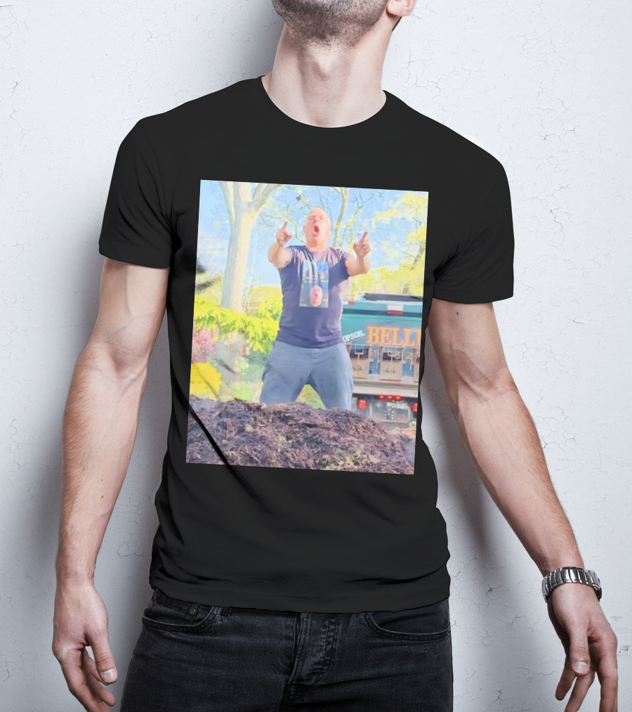 Feiner Mulch King Of The Mulch Bell Topsoil T-Shirt