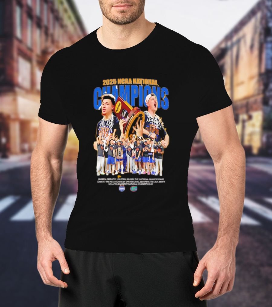Florida Gators 2025 NCAA National Champions Victory Celebration With Trophy And Team In San Antonio T-Shirt