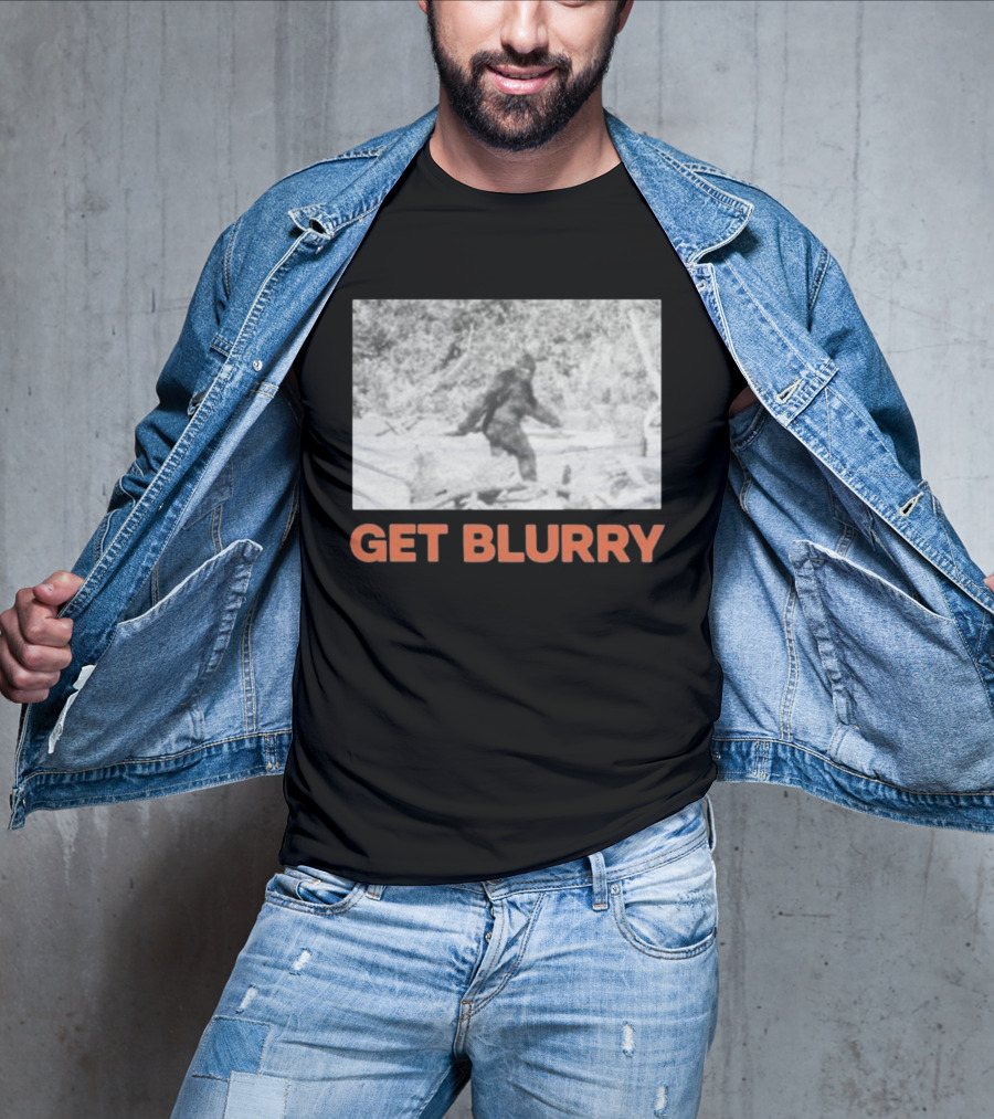 Blurry Creatures Get Blurry Bigfoot Image Classic Style T-Shirt