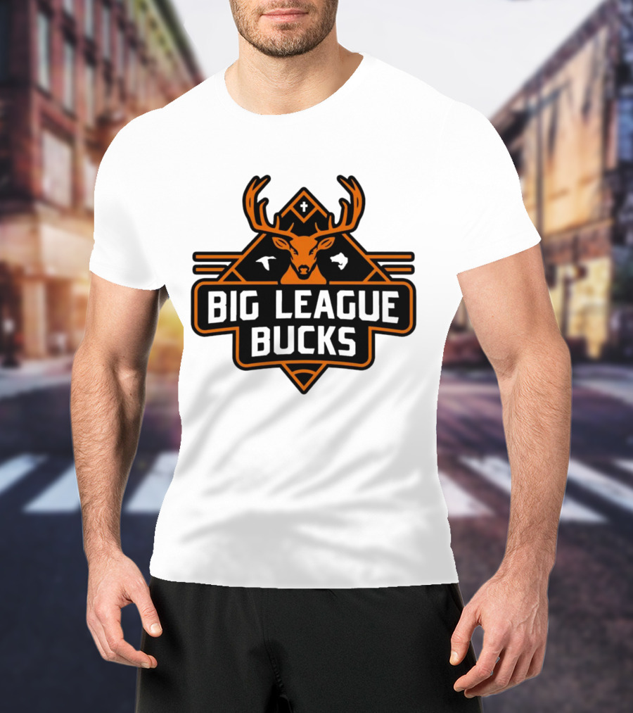 Big League Bucks Deer Antlers Hunting Badge Emblem T-Shirt