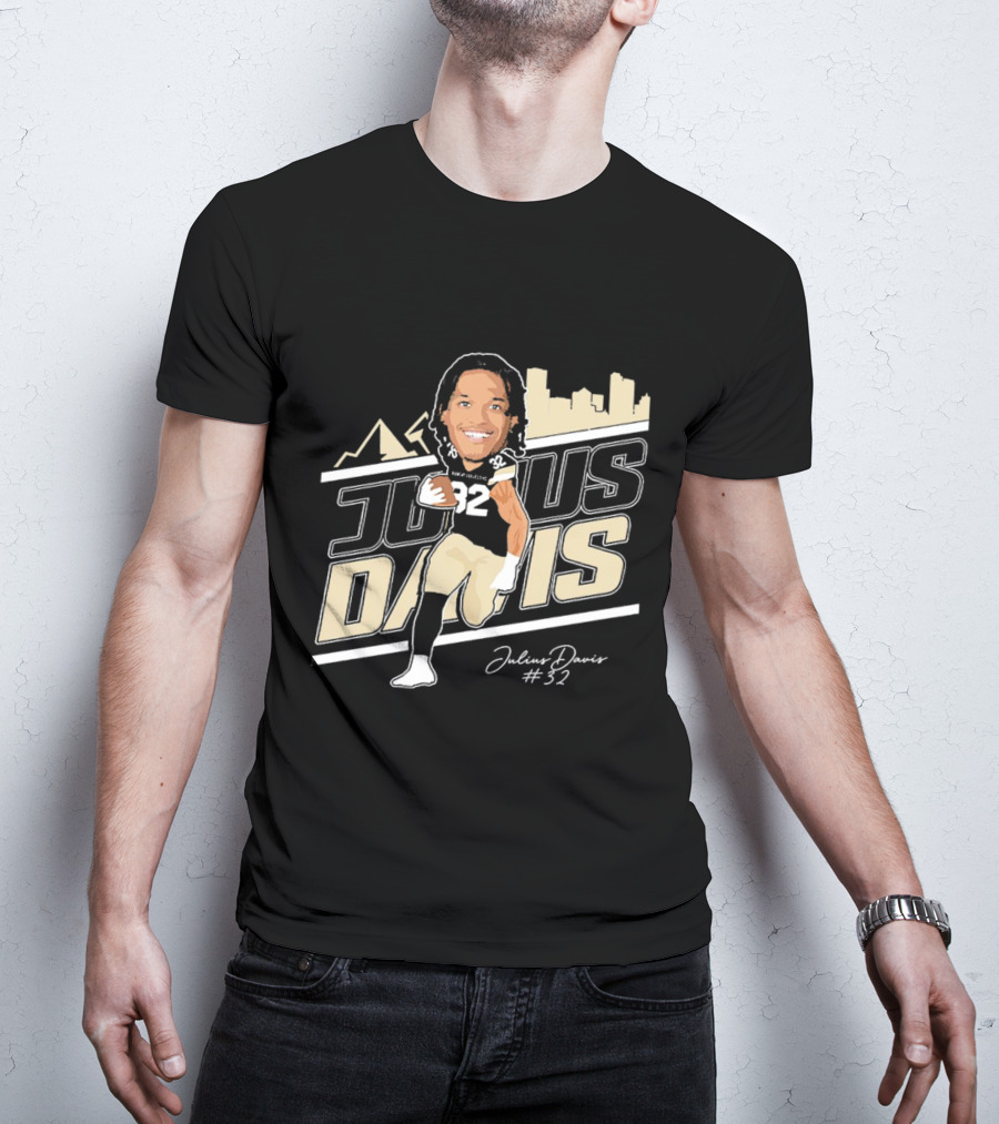 Julius Davis 32 Montana State Bobcats Football Player Skyline Signature T-Shirt