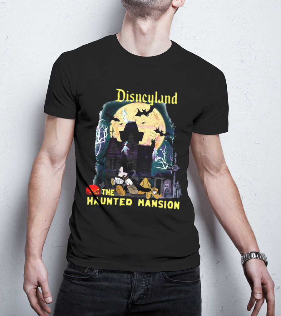 Disneyland The Haunted Mansion Mickey And Pluto Halloween Adventure T-Shirt
