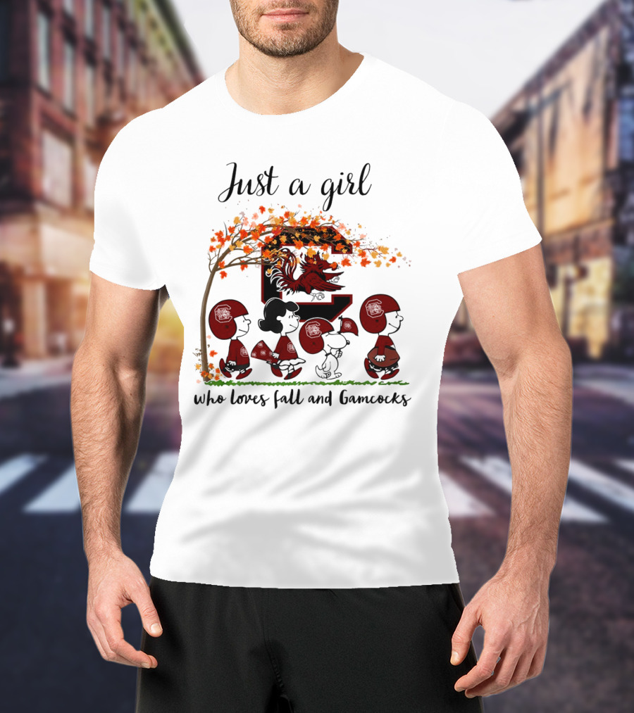 Just A Girl Who Loves Fall And Gamecocks Peanuts Cartoon T-Shirt