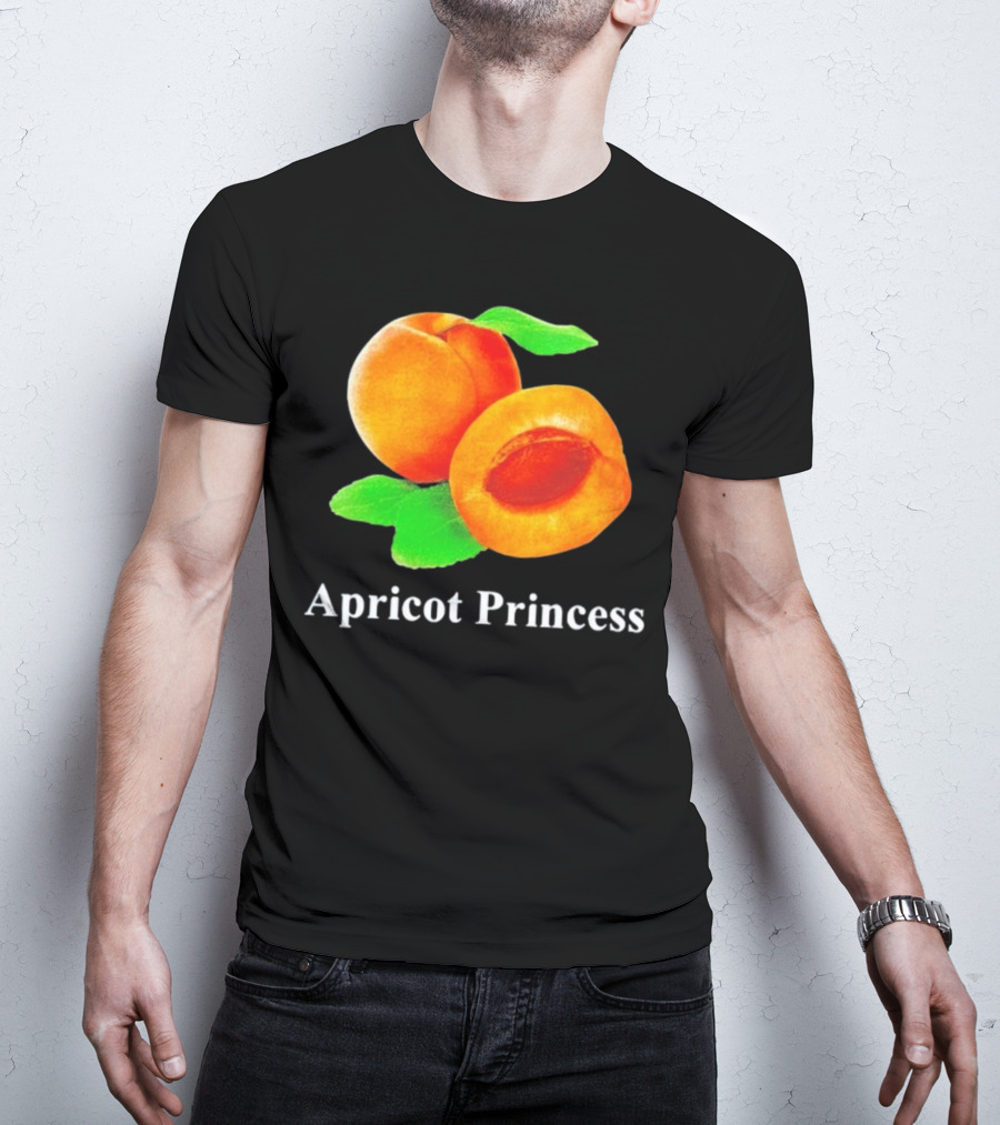 Apricot Princess Fruit Illustration With Leaf Detailing T-Shirt
