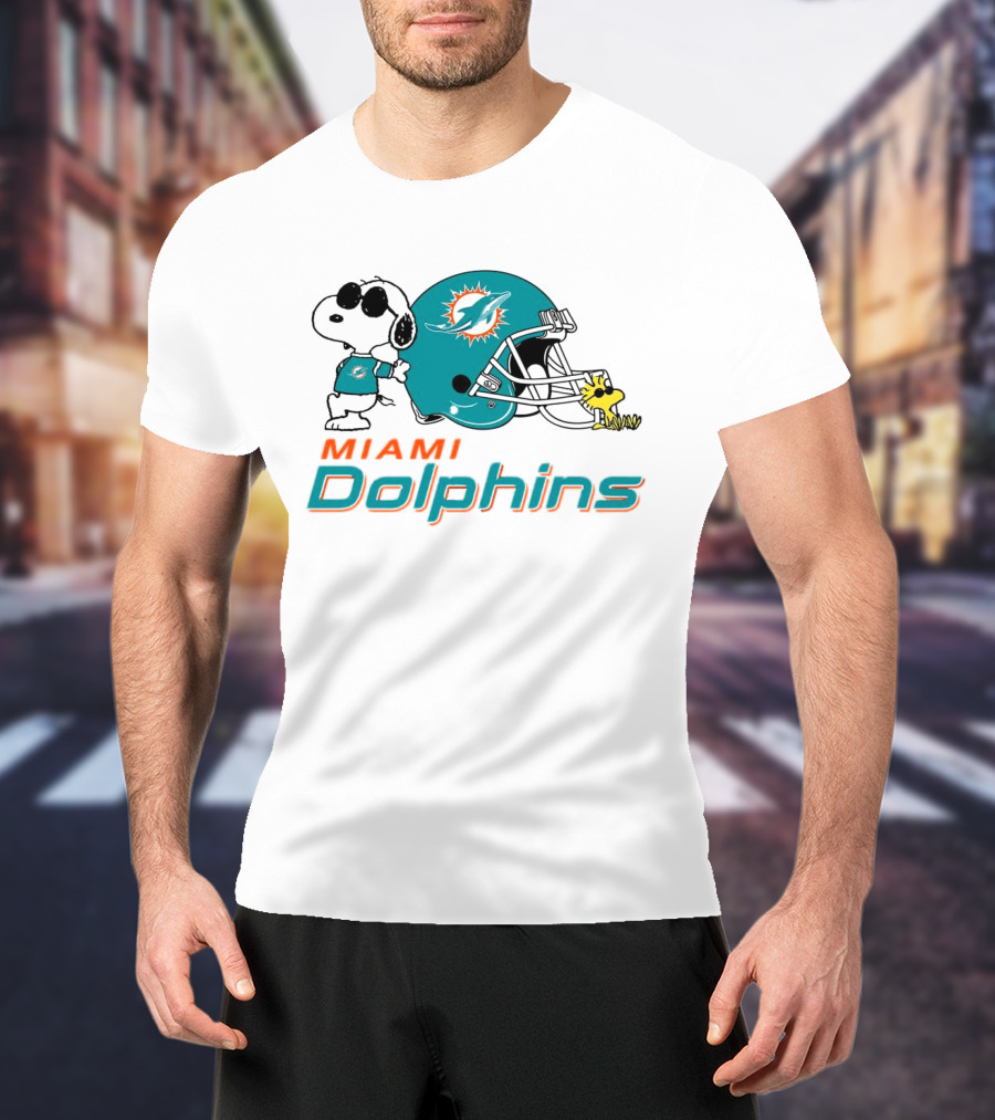Miami Dolphins Snoopy And Woodstock Football Helmet T-Shirt