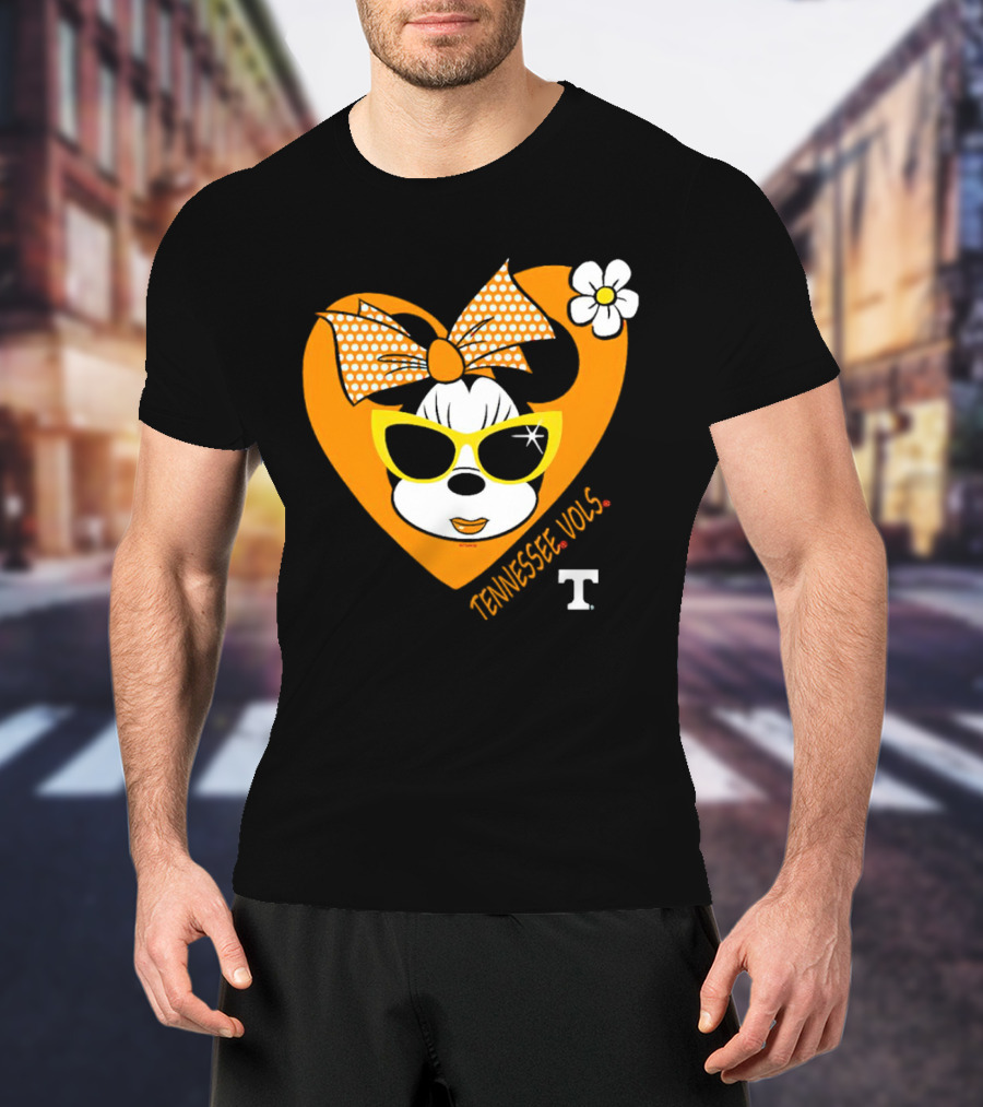 Minnie Mouse Tennessee Vols Heart And Sunglasses Fan T-Shirt