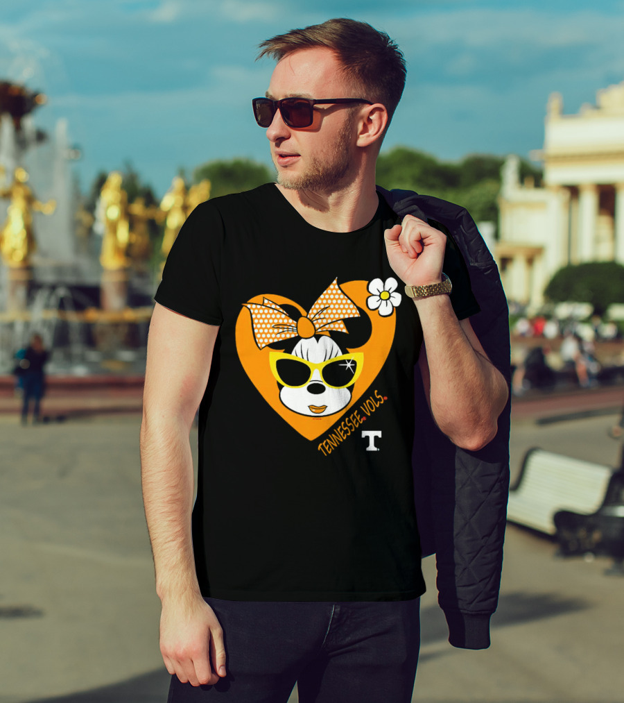 Minnie Mouse Tennessee Vols Heart And Sunglasses Fan T-Shirt