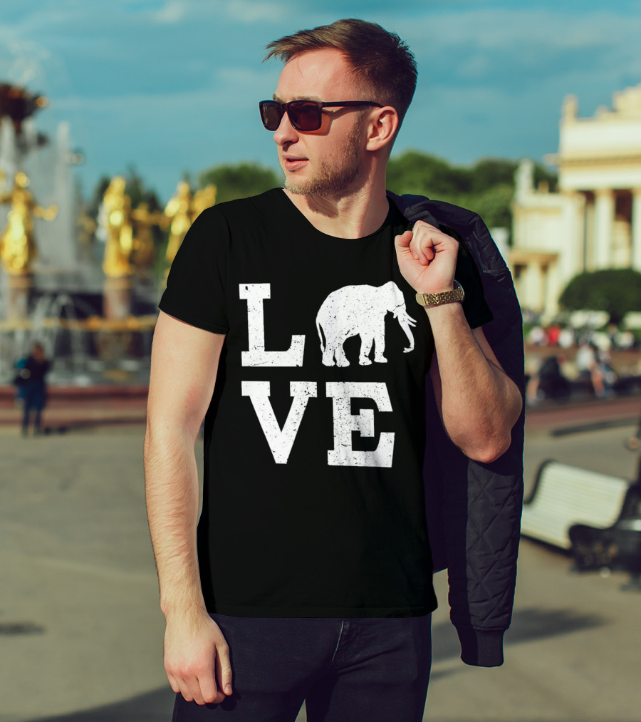 Love Elephant Vintage Style Animal T-Shirt