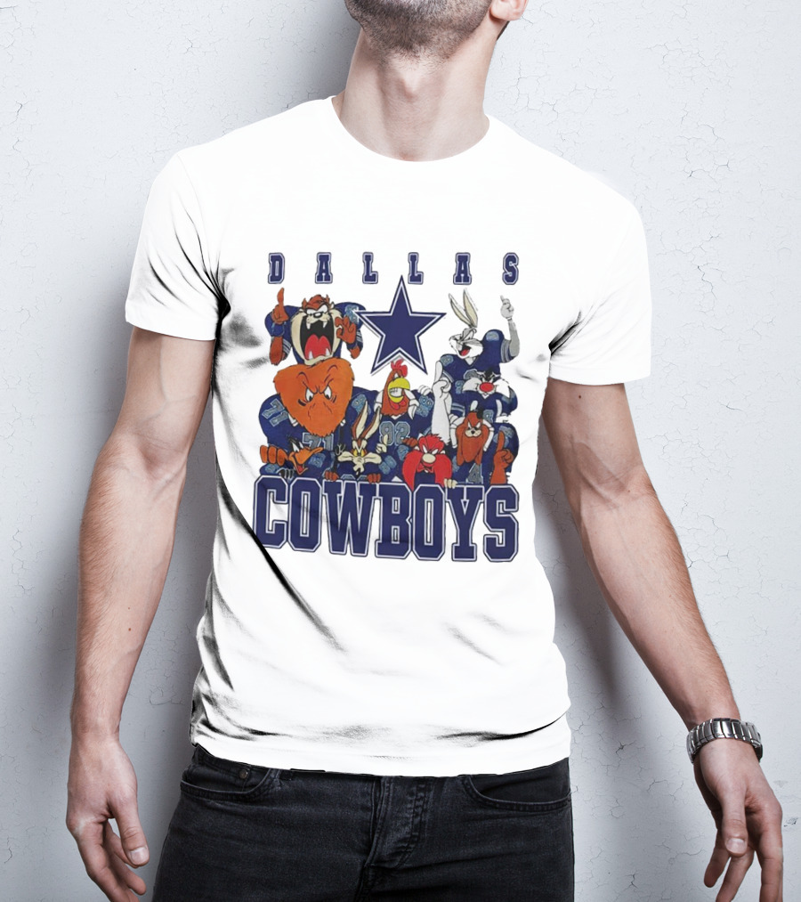 Dallas Cowboys Looney Tunes Characters NFL Football Team Fan T-Shirt