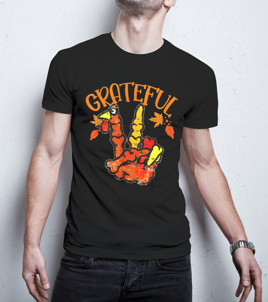 Grateful Thanksgiving Turkey Peace Hand Sign With Autumn Leaves T-Shirt