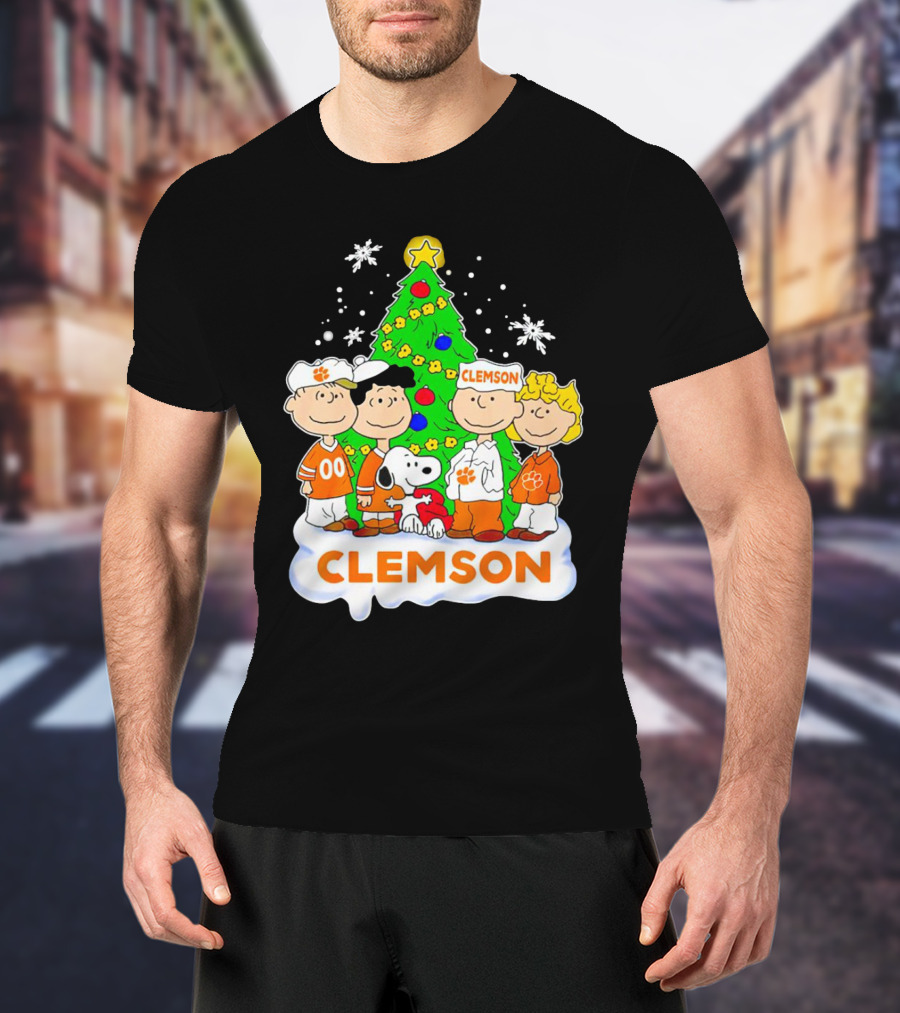 Clemson Christmas With Peanuts Gang And Festive Tree T-Shirt