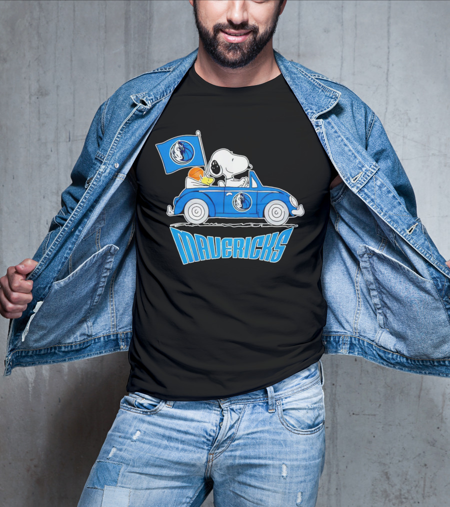 Mavericks Basketball Snoopy Driving Car With Logo Flag T-Shirt