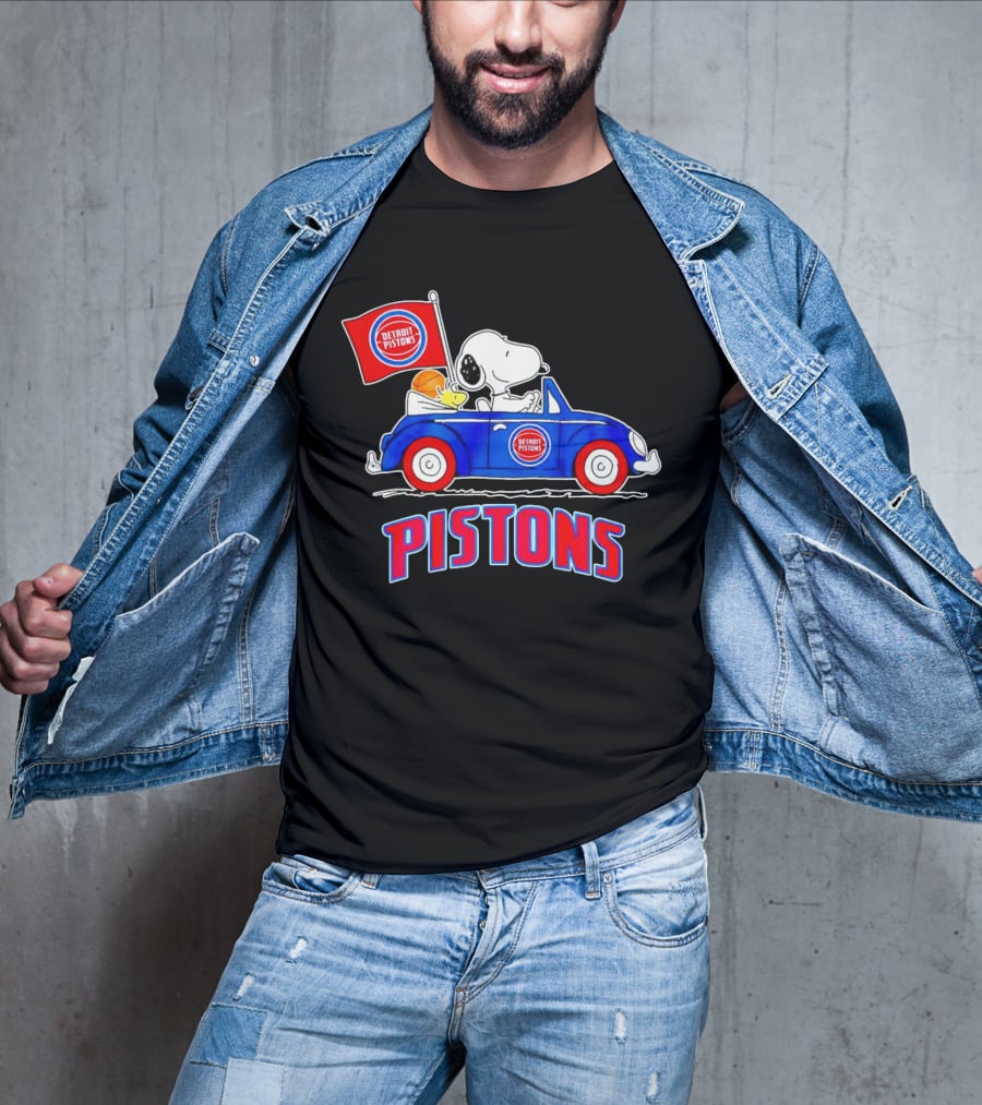 Detroit Pistons Basketball Snoopy Driving Car With Flag T-Shirt
