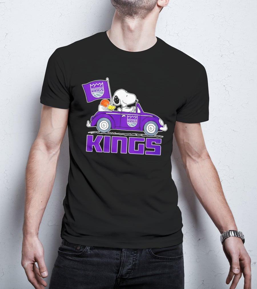 Sacramento Kings Snoopy Dog Driving Car With Flag And Basketball T-Shirt
