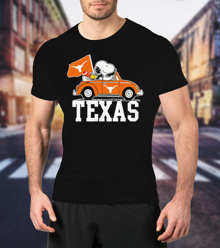Snoopy Drives Car Texas Longhorns Flag T-Shirt