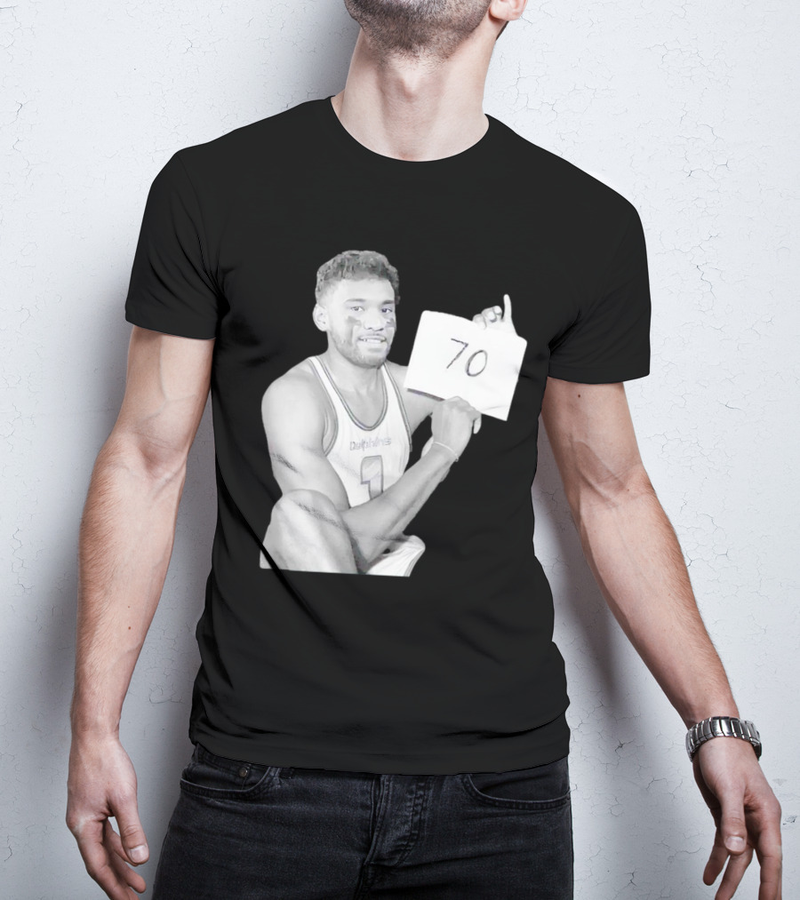 Dolphins Quarterback Tua Tagovailoa 70 Points Achievement T-Shirt