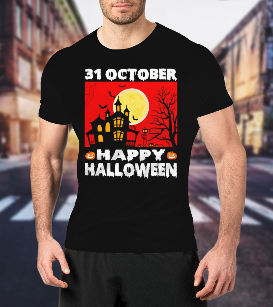31 October Happy Halloween Haunted House Full Moon Pumpkins Bats Spooky Tree T-Shirt