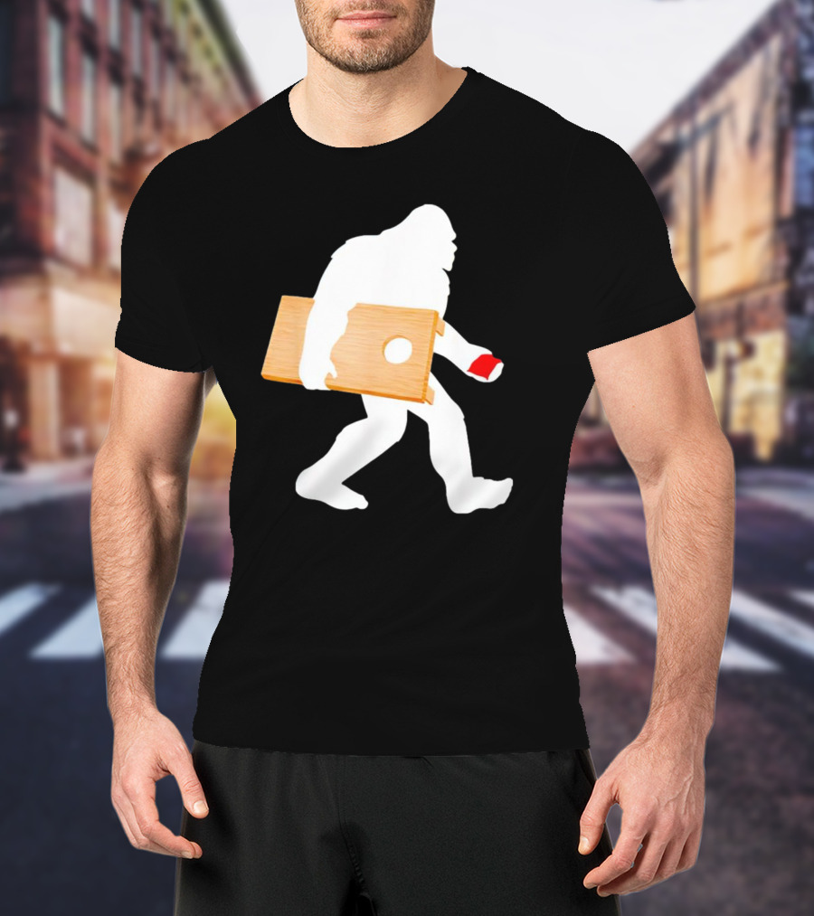Bigfoot Cornhole Players Lawn Game Silhouette With Red Cup T-Shirt