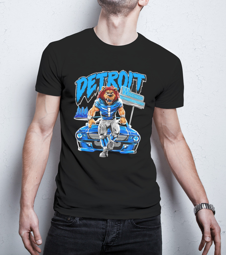 Detroit Lions Woodward All American Road Lion With Car And Cityscape T-Shirt