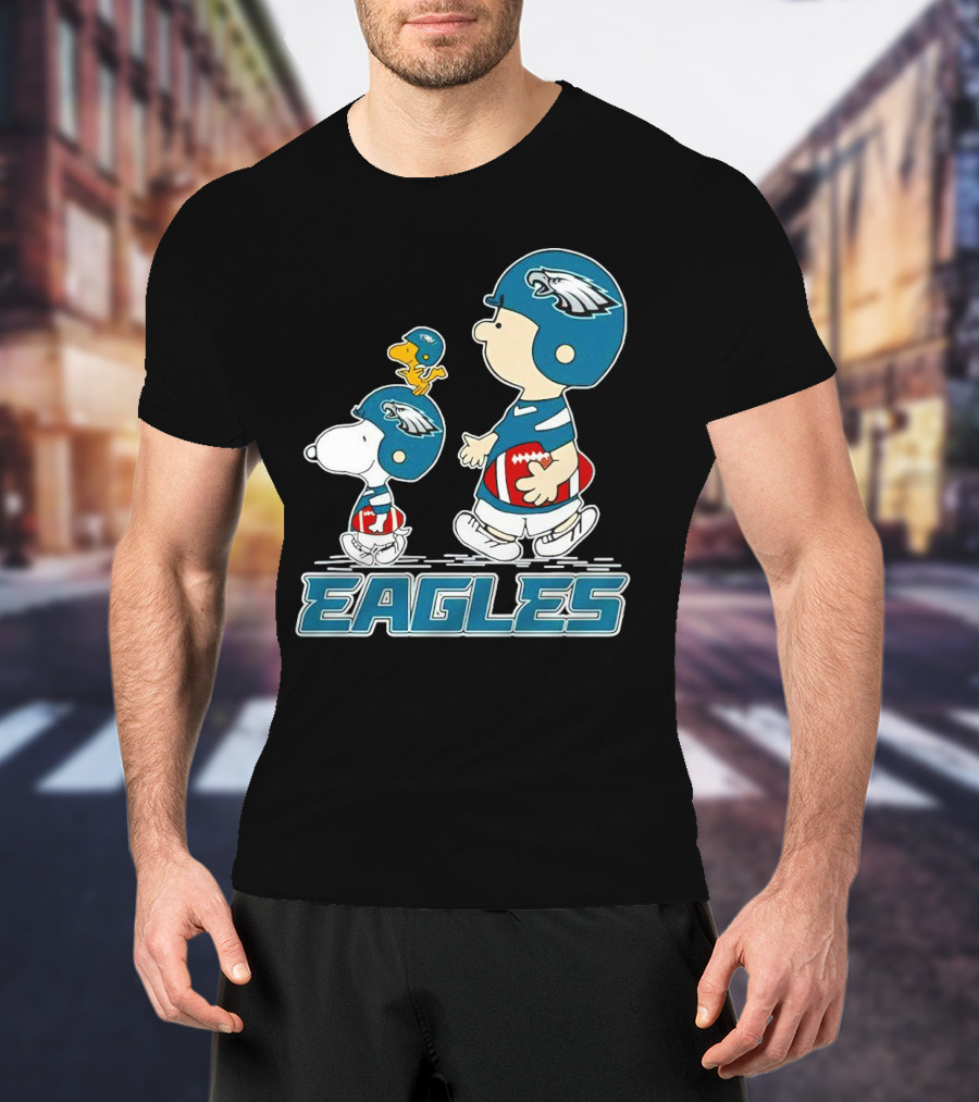 Peanuts Charlie Brown Snoopy Eagles Football Helmet T-Shirt