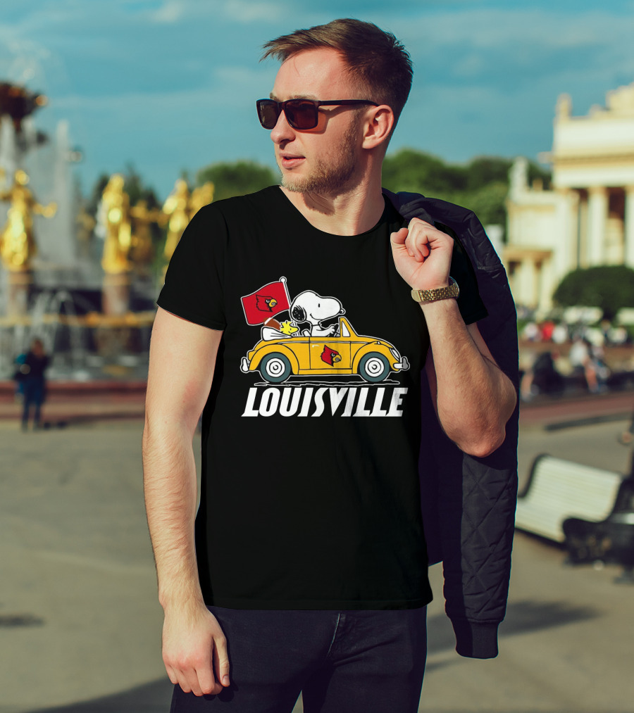 Snoopy And Woodstock Driving Louisville Cardinals Car T-Shirt