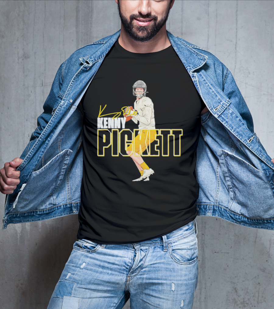 Kenny Pickett Pittsburgh Football Quarterback Pose T-Shirt
