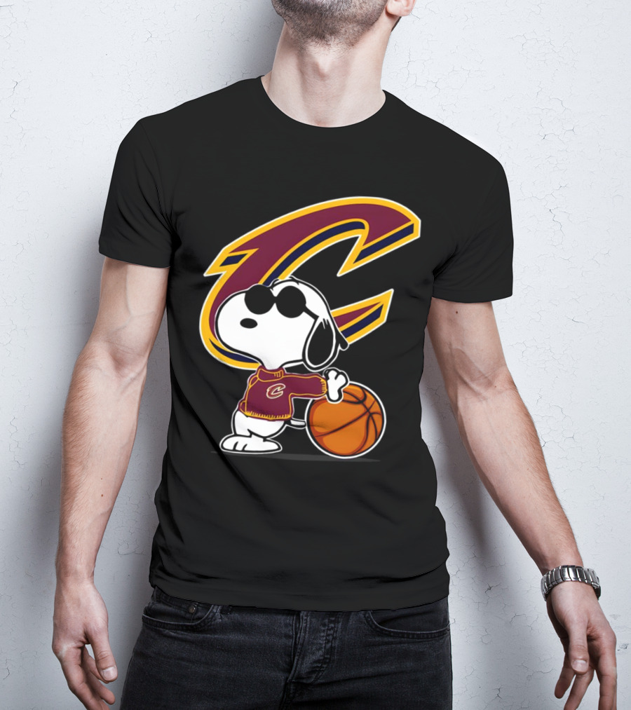 Snoopy Peanuts Cleveland Cavaliers NBA Basketball T-Shirt