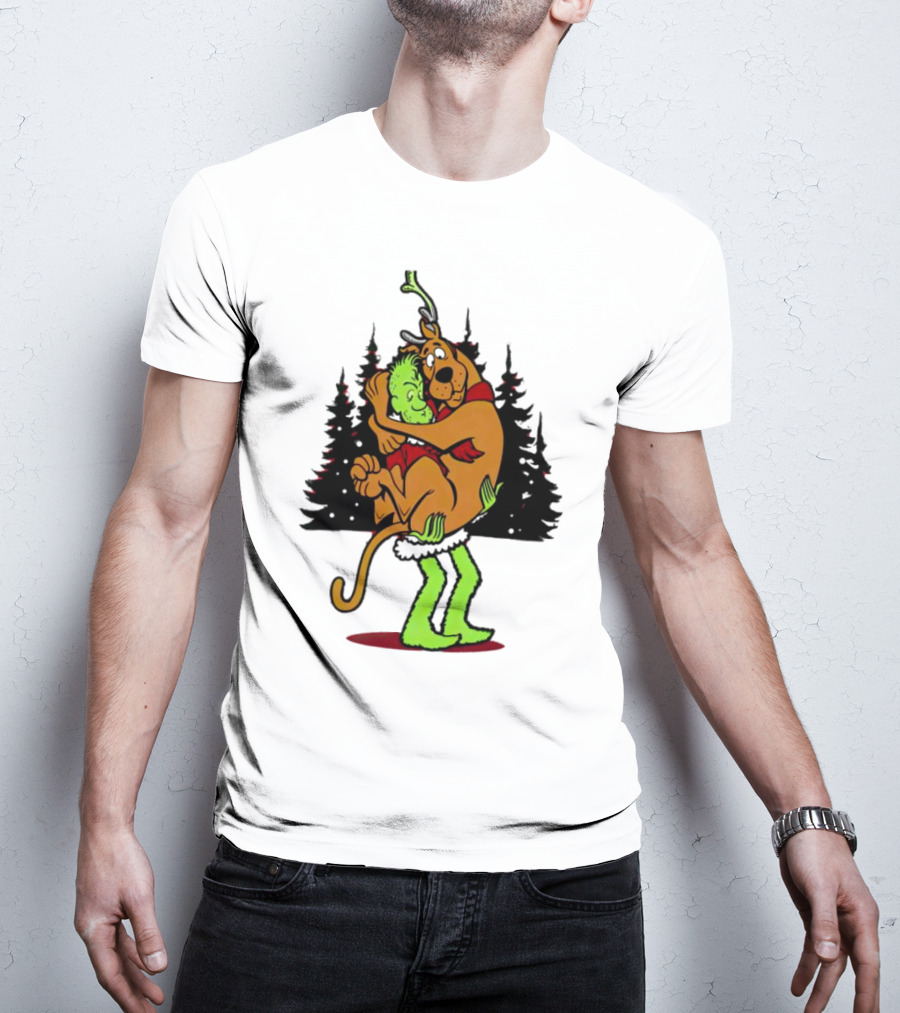 Grinch Scooby-Doo Shaggy Hug Funny Christmas Scene T-Shirt