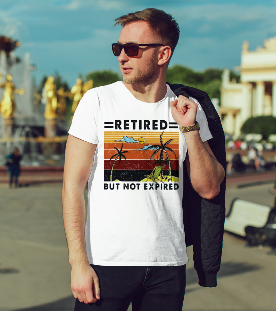 Retired But Not Expired Beach Vintage Sunset Palm Trees Chair Retro T-Shirt