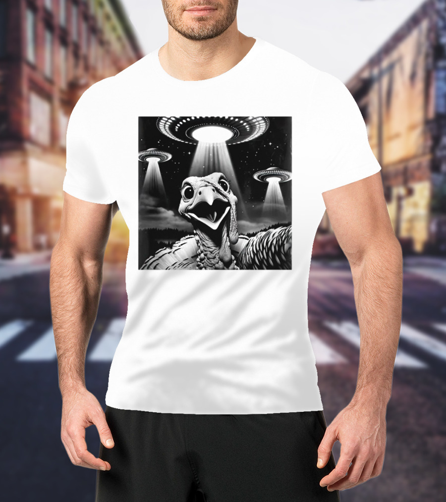 Turkey UFO Selfie Thanksgiving Outer Space Encounter T-Shirt