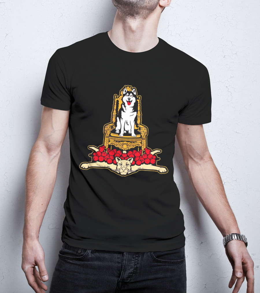 Washington Huskies King Of The Apple Throne With Cougar Rug T-Shirt