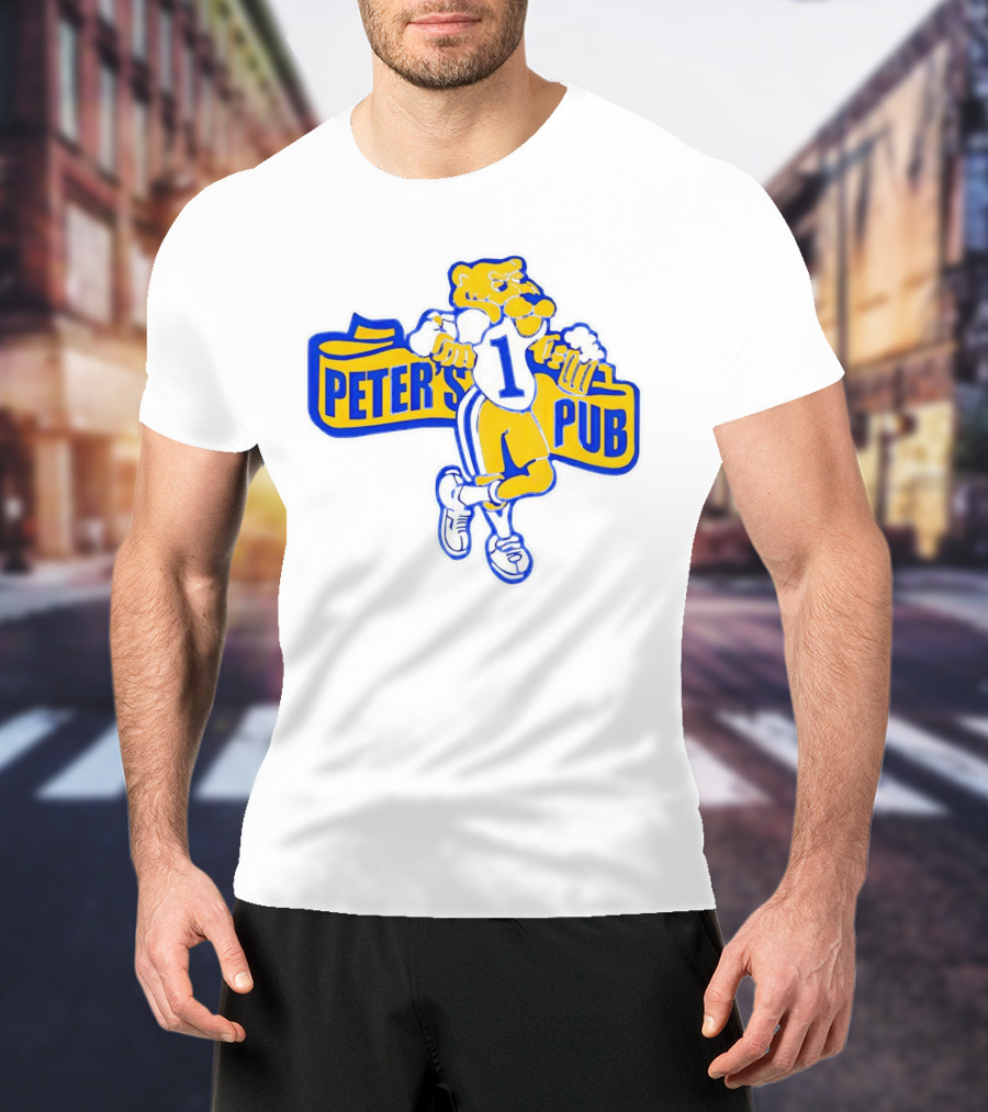 Peter's Pub Pittsburgh Mascot Holding Steins T-Shirt