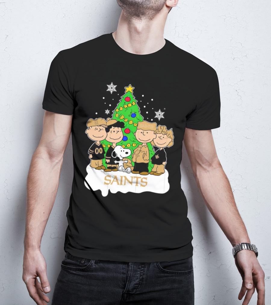 Peanuts Christmas New Orleans Saints Characters With Tree T-Shirt