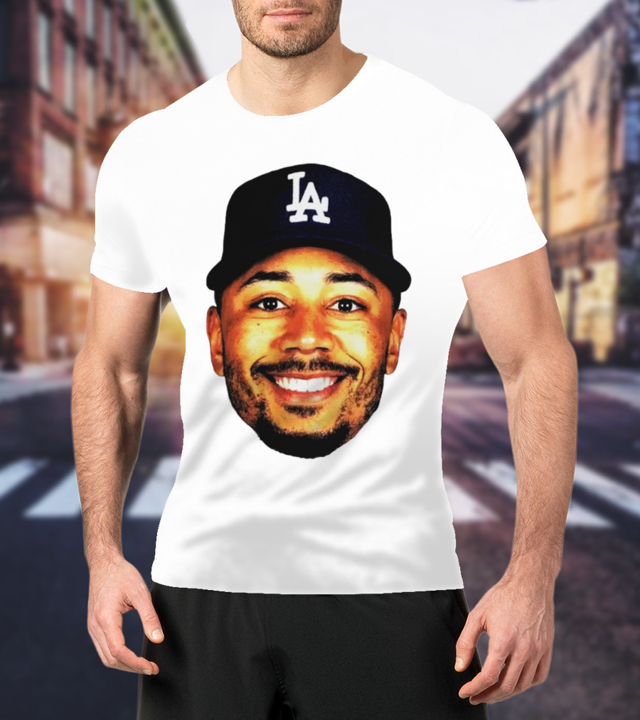 Mookie Betts Los Angeles Dodgers LA Cap Big Face T-Shirt