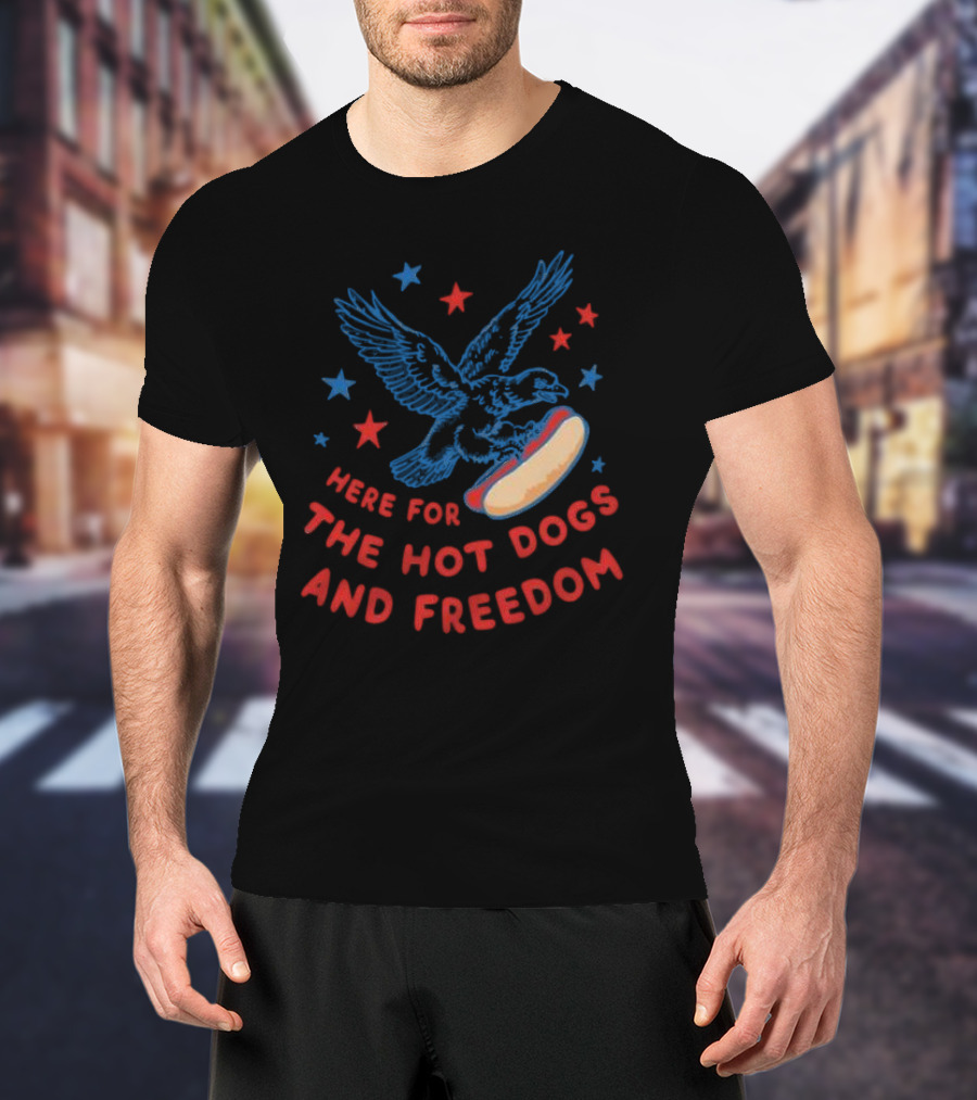 Here For The Hot Dogs And Freedom USA Eagle Stars T-Shirt